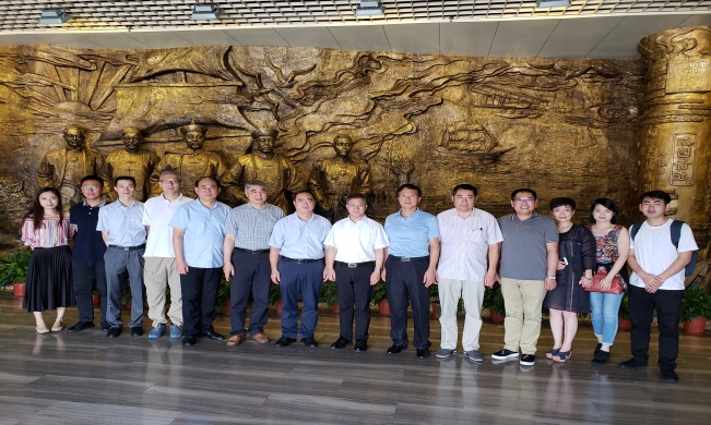 北冰院長(zhǎng)受邀赴福建開展“關(guān)于實(shí)施動(dòng)力變革，促進(jìn)我省高質(zhì)量發(fā)展的建議”重點(diǎn)課題調(diào)研
