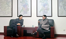 陳愛林市長(zhǎng)、艾可知主任會(huì)見省遠(yuǎn)景智庫(kù)專家一行